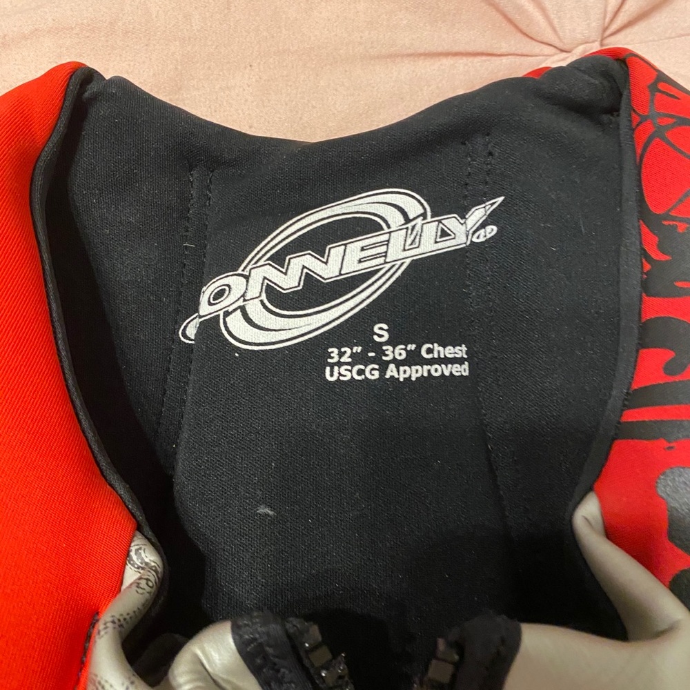 Life Jacket - Picture 4 of 4